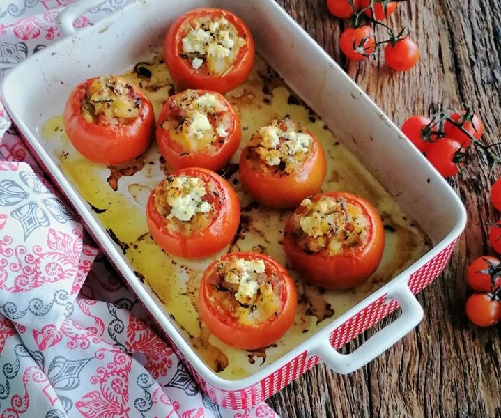 Tomates recheados com batata, cogumelos, presunto e requeijão quinta dos Açores
