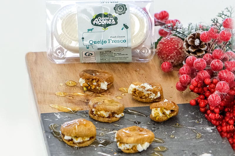 Figo seco recheado com queijo fresco